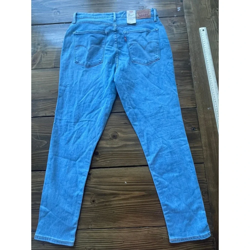 Levis 721 High Rise Skinny Ankle Jeans Light Wash Distressed Blue Size 31 NEW‎